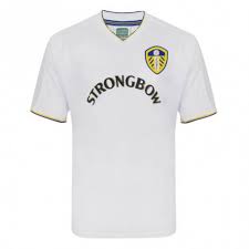 1972 retro fa cup track jacket. Leeds United 2000 01 Trikot Retrofootball