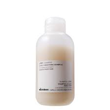 Davines Panosundaki Pin