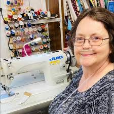 Judy Dragoo's Instagram, Twitter & Facebook