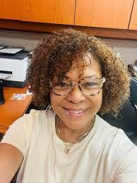 Lonnie Rush's Instagram, Twitter & Facebook