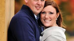 Kelley Perry's Instagram, Twitter & Facebook