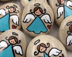 Faith Hope Love Angels Set Of 3 Guardian Angel Pocket Rocks Etsy Painted Rocks Rock Crafts Painted Rocks Diy