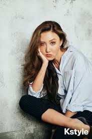 15 Female Idols With Absolutely Gorgeous Tattoos Koreaboo In 2021 Hwasa Mamamoo Kpop Girls