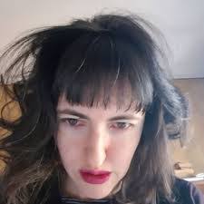 Beth Mazur's Instagram, Twitter & Facebook