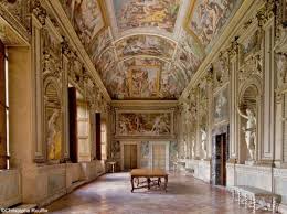 Maybe you would like to learn more about one of these? Les Tresors Caches Du Palais Farnese Elle Decoration Italie Thermes De Caracalla Ambassade De France