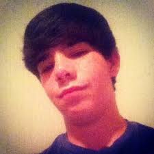 caleb andrus (@idk_wat2_put)