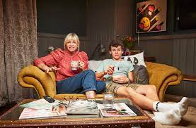 The celebrities on the gogglebox cast include… Meet Celebrity Gogglebox S Zoe And Woody Channel 4 S Newest Additions