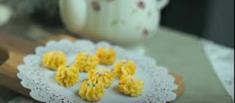 .hari ini saya kongsikan resepi samperit cheese yg tidak rapuh, tidak terlalu keras dan bila dimakan ianya cair dimulut.utk sukatan yang saya berikan mampu menghasilkan semperit hampir penuh. Resepi Mudah Biskut Semperit Cheese Guna Marjerin 5 Langkah Je Aneka Resepi Mudah Dan Sedap