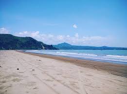Pantai popoh bisa dibilang menjadi salah satu objek wisata unggulan di kabupaten tulungagung. Pantai Gemah Tulungagung Lokasi Tiket Masuk Rute