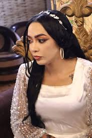 الحكم بالقطع من خلاف لزعيم عصابة نيقروز أصدرت محكمة جنايات الإمتداد جنوب  برئاسة قاضى الدرجة العامة مولانا : اليسع هاشم خلف الله حكما قضى بإدانة أحد  زعماء عصابات النيقروز بحد الحرابة ،