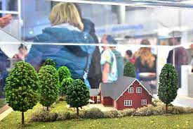 Ihr fertighaus mit massa haus attraktive haustypen individuell, nachhaltig & energieeffizient top service mit persönlicher beratung! Haus Informationen In Englisch Haus Grosste Regionale Baumesse Deutschlands