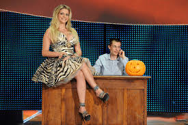 La pupa e il secchione è un programma televisivo italiano, in onda dal 7 settembre 2006 in prima serata su italia 1. La Pupa E Il Secchione 2021 Cast E Conduttori Svelati I Nomi
