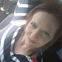 Cindy Mooneyham's Instagram, Twitter & Facebook