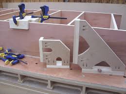 Diy Corner Clamps Woodworking Furniture Plans Woodworking Plans Diy Woodworking Jigs