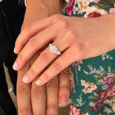 See more ideas about promise rings, princess promise rings, rings. Princess Beatrice Ring Photos Of Beatrice S Gorgeous Engagement Ring