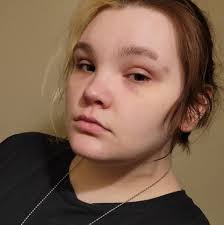 Who's cosplaying as a Steven Universe character?? Let me see em! I'll be  Yellow Diamond !