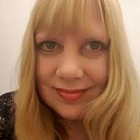 Laura Everson's Instagram, Twitter & Facebook