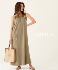 全新｜免運]日本正品Sandless moon 圖騰肩帶露背光澤感洋裝(灰綠色) 轉售, 她的時尚, 洋裝＆套裝, 洋裝在旋轉拍賣