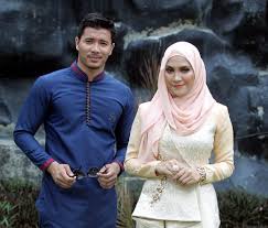 Fattah amin, sherry ibrahim, fahrin ahmad, dan faye kusairi mirza dan ameesha pergi berbulan madu di istanbul dan. Fattah Nafi Dakwaan Pergunakan Bekas Kekasih