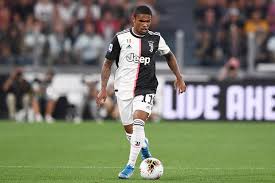 Born 14 september 1990), commonly known as douglas costa or simply douglas, is a brazilian footballer who plays for german club bayern munich and brazil as a winger. Masih Betah Di Juventus Douglas Costa Tega Kecewakan Setan