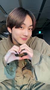 Finally! My baby Jungwon doing this tiktok challenge. 🥹 So cute!!  🫶#enhypen #jungwon #kawaii #yangjungwon #kawaikutegomen #cute #engene #fyp  #foryoupage