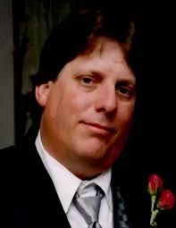 Joseph Llewellyn's Instagram, Twitter & Facebook