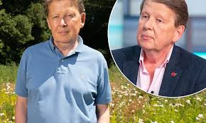 Bill turnbull hosted bbc breakfast before moving to classic fm / pa. Bill Turnbull 64 Candidly Discusses Why He Is Very Calm About The Prospect Of Dying Daily Mail Online