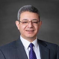 Theresa Lorenz's Instagram, Twitter & Facebook