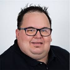 Chris Deprez's Instagram, Twitter & Facebook