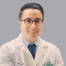 Gabe Flores, MD (@drgabeflores) • Instagram photos and videos