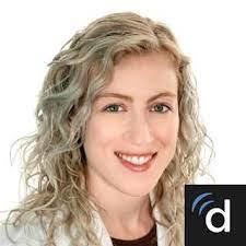 Janis Brewer's Instagram, Twitter & Facebook