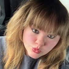 Is there anyone available to trim my bangs today in Ada, Oklahoma?