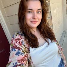 Who does the best hair blow outs in Lees Summit?