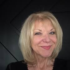 Is Finnertys open in Ellicottville, NY?