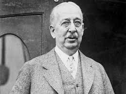 Povestea omului care a declarat război părului