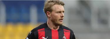 Temmuz 2008'de i̇talya serie a kulüplerinden palermo'ya transfer olan kjær. Milan Will Mit Abwehrspieler Simon Kjaer Verlangern