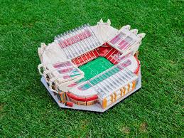 Designer uses thousands of the toy bricks to recreate some of britain's most iconic stadiums. Man Utd Announce Partnership With Lego Manchester United