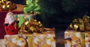 Lampe Lanterne Noel Lumiere Boites Cadeaux Fond Nouvel Video Videoserg C 319918786 Sapin de noël décoré, en fond écran hd. lampe lanterne de noel lumiere boites cadeaux un fond nouvel an