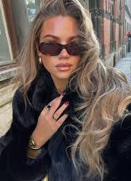 Desiree Galvan's Instagram, Twitter & Facebook