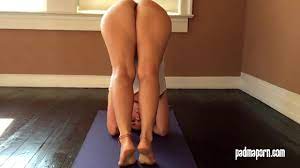 Nude yoga masturbation porn video