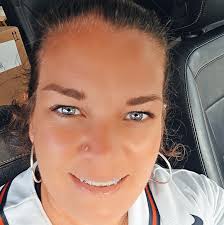 Zucchini Gratin with Yellow Squash is a luscious creamy cheesy medley of  zucchini, yellow squash, onions and garlic. It is quick and easy to  prepare. It will make a summer squash lover