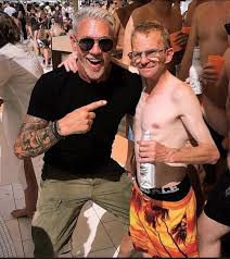 Speaking to the sun about their relationship, wayne previously said: Goat Lookalikes On Twitter Wayne Lineker And Brother Gary Have Finally Burried The Hatchet On Their Family Fued