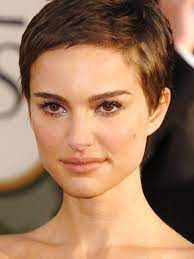 From perfect pixies to dramatic buzzcuts to lobs that we've brought to our stylist 12 times over, natalie portman is always giving us major hair inspiration. Image Result For Natalie Portman Short Hair Hair Evolution Crop Hair Short Pixie Haircuts