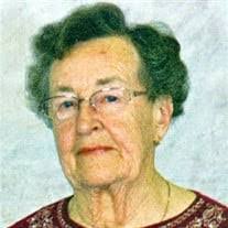 Sarah Detzler's Instagram, Twitter & Facebook