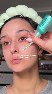 L’Oréal Paris Dark Spot Exfoliating Peel for Brighter Skin