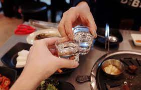 The only way to meet a south korean lady is through mutual friends, joining a social group for sports or church, or through dating sites. 9 Things You Should Know About Dating In Korea