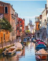 Não importa quantas vezes eu vá para lá, a sensação é como se fosse sempre a primeira vez e a pergunta é a mesma: Veneza Italia Italia Veneza Fotos
