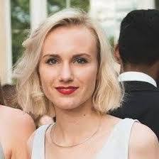 Kim Darrah's Instagram, Twitter & Facebook