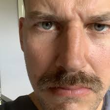 Dennis Schaller's Instagram, Twitter & Facebook