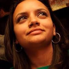 Linda Caban's Instagram, Twitter & Facebook